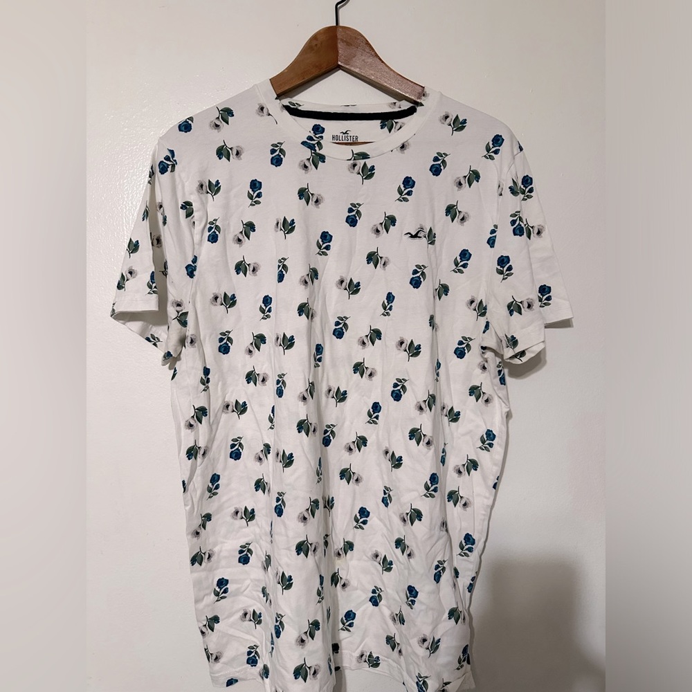 Hollister Mens shirt